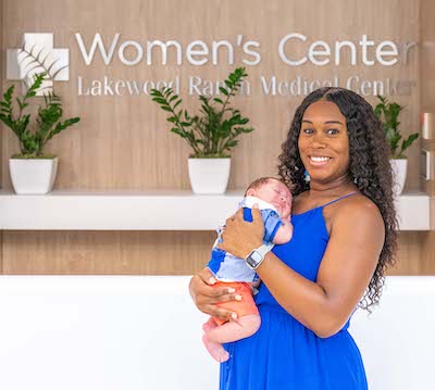 Shanequa Sherrer and her daughter